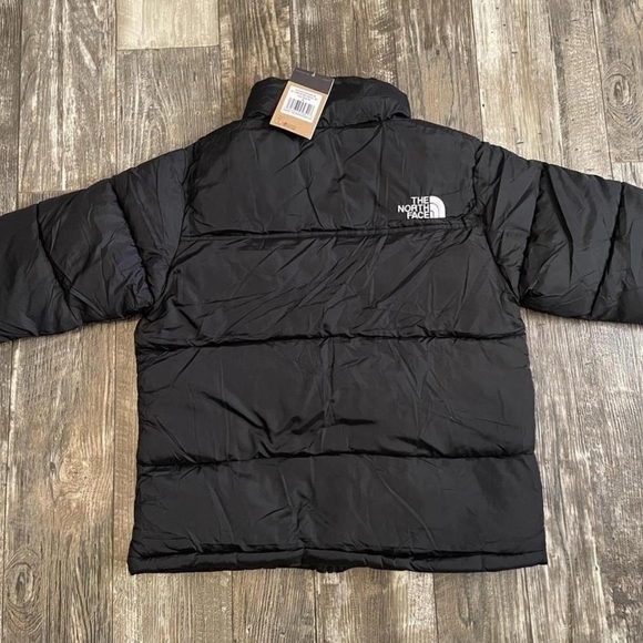 The North Face 700 Black Puffer Coat - Picture 2 of 2